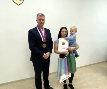 Kultúrno-spoločenské a športové aktivity / Na obrade uvítania detí sme prijali 25 nových obyvateľov našej mestskej časti - foto Kultúrno-spoločenské a športové aktivity / Na obrade uvítania detí sme prijali 25 nových obyvateľov našej mestskej časti - foto