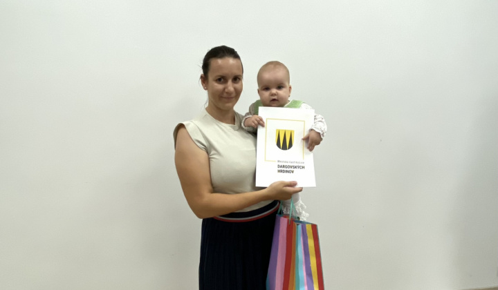 8. fotografia fotogalérie Aktuality / Na obrade uvítania detí sme prijali 25 nových obyvateľov našej mestskej časti - foto