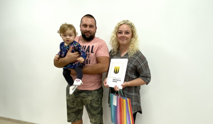 12. fotografia fotogalérie Aktuality / Na obrade uvítania detí sme prijali 25 nových obyvateľov našej mestskej časti - foto