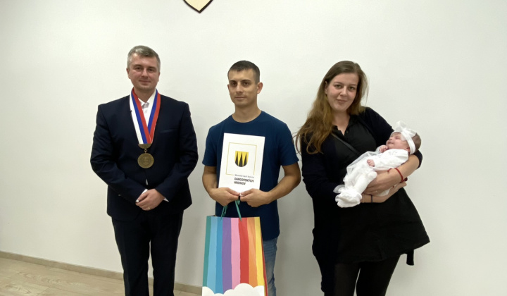 13. fotografia fotogalérie Aktuality / Na obrade uvítania detí sme prijali 25 nových obyvateľov našej mestskej časti - foto