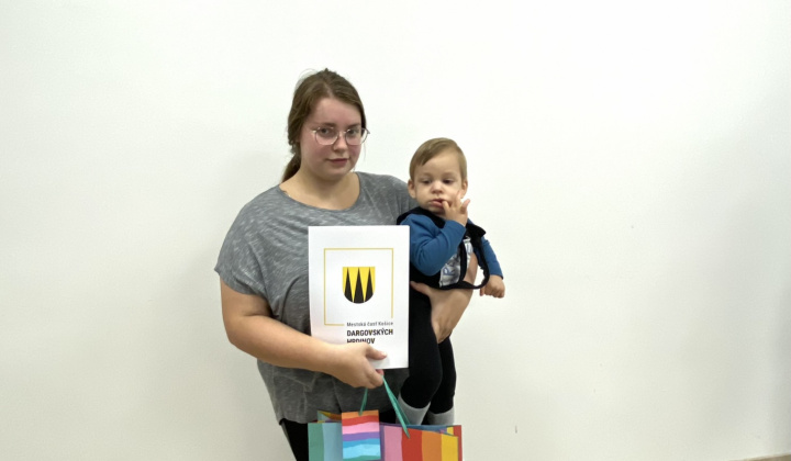 19. fotografia fotogalérie Aktuality / Na obrade uvítania detí sme prijali 25 nových obyvateľov našej mestskej časti - foto