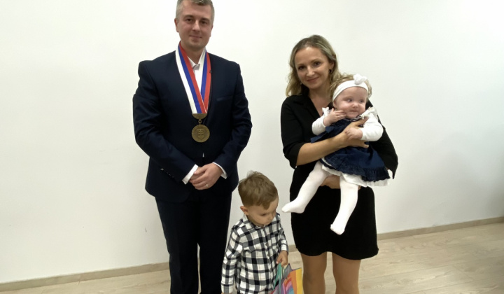 32. fotografia fotogalérie Aktuality / Na obrade uvítania detí sme prijali 25 nových obyvateľov našej mestskej časti - foto