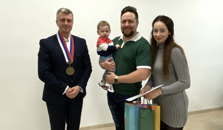 40. fotografia fotogalérie Aktuality / Na obrade uvítania detí sme prijali 25 nových obyvateľov našej mestskej časti - foto