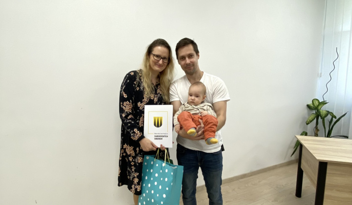 51. fotografia fotogalérie Aktuality / Na obrade uvítania detí sme prijali 25 nových obyvateľov našej mestskej časti - foto