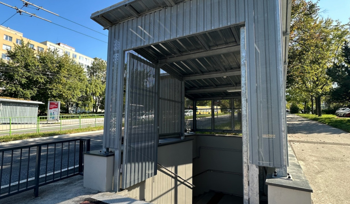 2. fotografia fotogalérie Aktuality / Podchod Adlerova-Kalinovská je už dostupný pre verejnosť - foto