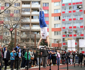 Aktuality / Nové workoutové ihrisko - foto