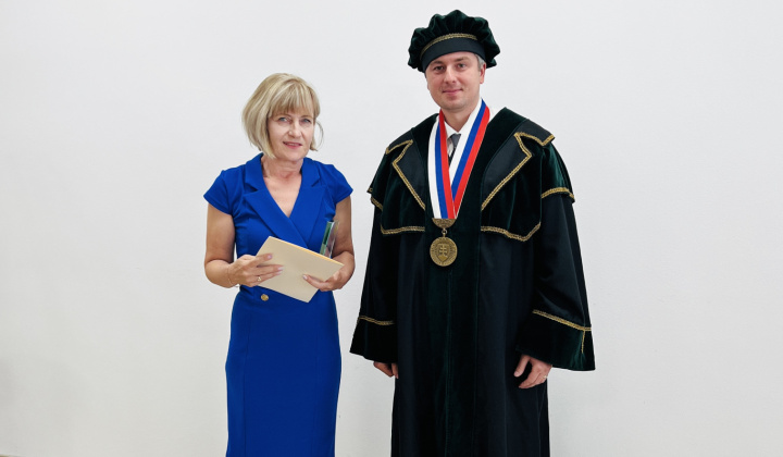 4. fotografia fotogalérie Aktuality / Mestská časť Košice-Dargovských hrdinov ocenila osobnosti sídliska - foto