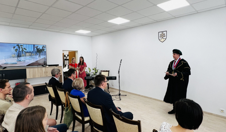 9. fotografia fotogalérie Aktuality / Mestská časť Košice-Dargovských hrdinov ocenila osobnosti sídliska - foto