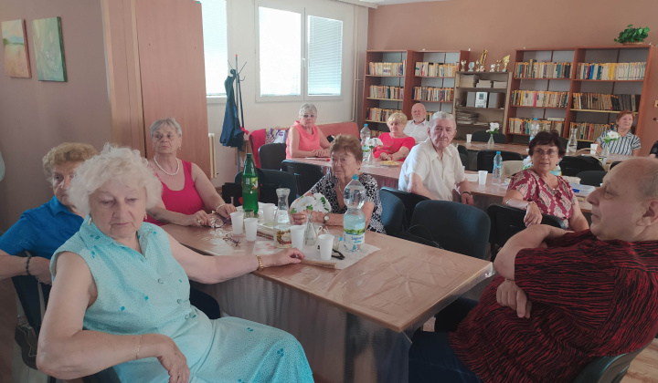3. fotografia fotogalérie Aktuality / Denné centrum ponúklo seniorom po svojom otvorení pestré aktivity - foto