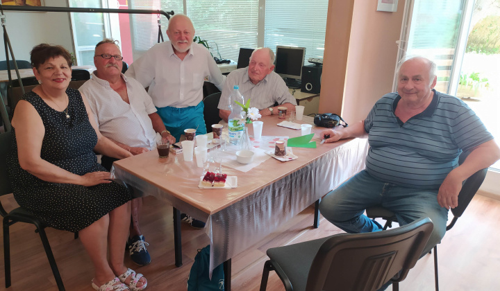 6. fotografia fotogalérie Aktuality / Denné centrum ponúklo seniorom po svojom otvorení pestré aktivity - foto