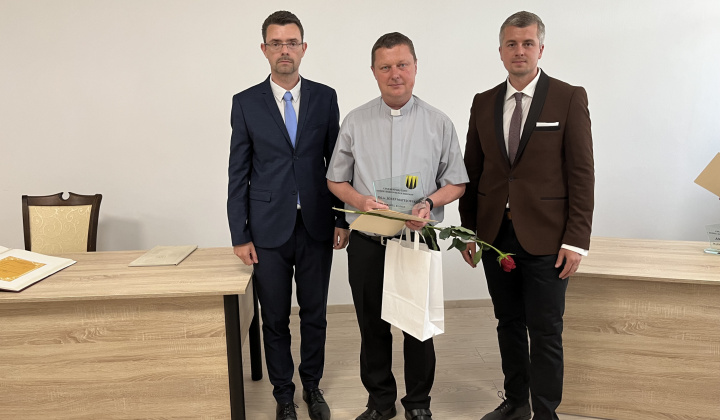 4. fotografia fotogalérie Aktuality / Mestská časť Košice-Dargovských hrdinov ocenila osobnosti Furče - foto