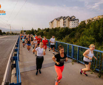 Aktuality / Bežci spoznávali zákutia Furče - foto