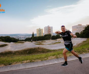 Aktuality / Bežci spoznávali zákutia Furče - foto