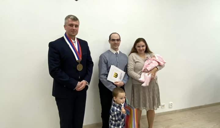 3. fotografia fotogalérie Kultúrno-spoločenské a športové aktivity / Na obrade uvítania detí sme prijali 25 nových obyvateľov našej mestskej časti - foto