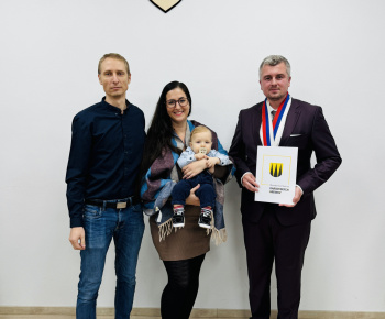 Aktuality / Prijali sme 28 nových obyvateľov našej mestskej časti na obrade uvítania detí - foto Aktuality / Prijali sme 28 nových obyvateľov našej mestskej časti na obrade uvítania detí - foto