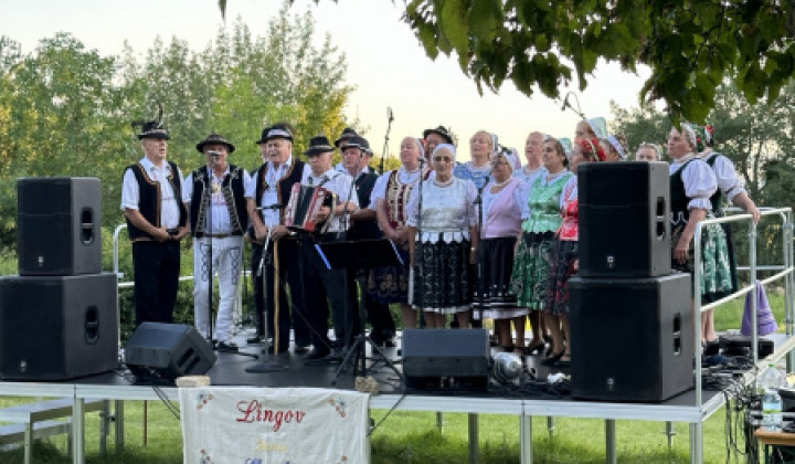2. fotografia fotogalérie Kultúrno-spoločenské a športové aktivity / V nedeľu 13. augusta sa uskutočnil Koncert pre Furčanov - foto