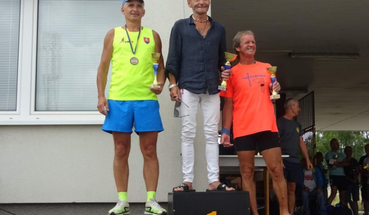 8. fotografia fotogalérie Kultúrno-spoločenské a športové aktivity / Na 20. ročníku eXtrém maratónu triumfovali Pavúk a Čurlejová - foto