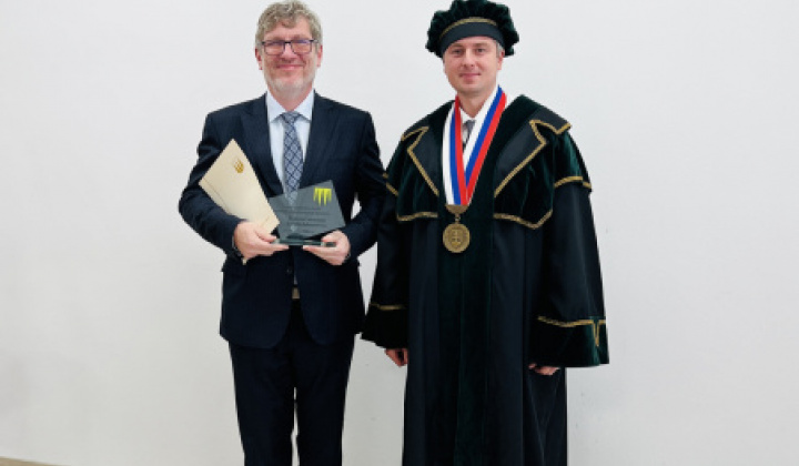 6. fotografia fotogalérie Kultúrno-spoločenské a športové aktivity / Mestská časť Košice-Dargovských hrdinov ocenila osobnosti sídliska - foto