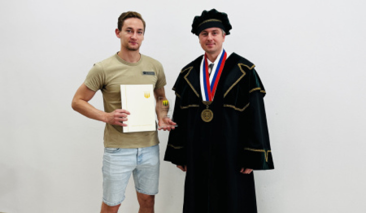 7. fotografia fotogalérie Kultúrno-spoločenské a športové aktivity / Mestská časť Košice-Dargovských hrdinov ocenila osobnosti sídliska - foto