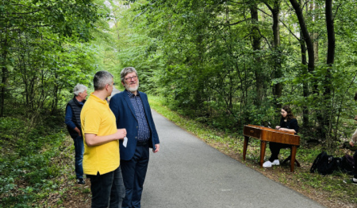 4. fotografia fotogalérie Kultúrno-spoločenské a športové aktivity / Očarujúce podujatie Hudba v lese - foto