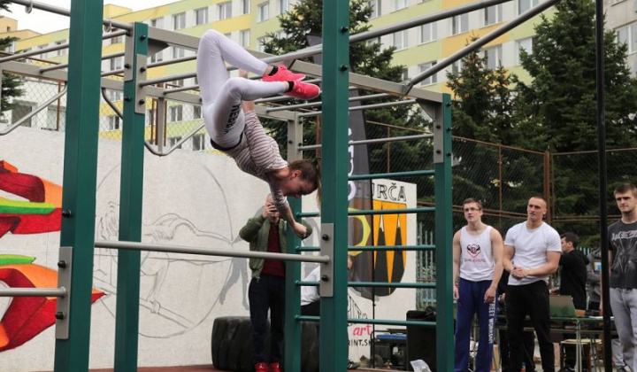 6. fotografia fotogalérie Kultúrno-spoločenské a športové aktivity / Nové workoutové ihrisko - foto