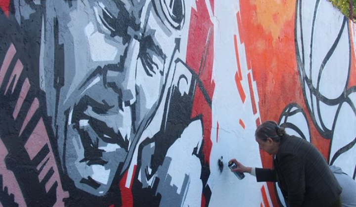 9. fotografia fotogalérie Kultúrno-spoločenské a športové aktivity / Týždeň dobrovoľníctva - maľovanie športových legiend - foto