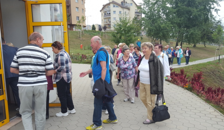 3. fotografia fotogalérie Kultúrno-spoločenské a športové aktivity / Prehliadka mestskej časti Dargovských hrdinov - foto