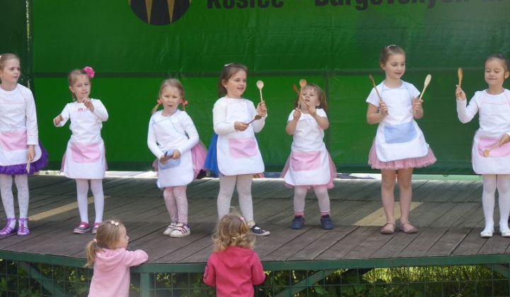 3. fotografia fotogalérie Kultúrno-spoločenské a športové aktivity / Medzinárodný deň detí - Fotogaléria - foto