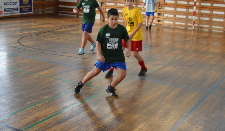1. fotografia fotogalérie Kultúrno-spoločenské a športové aktivity / Futbalový turnaj furčianskych siedmakov - foto