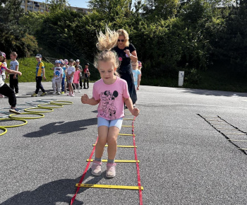 Aktuality / Furčianska olympiáda základnými školami nekončila. Športový deň potešil aj najmenších - foto Aktuality / Furčianska olympiáda základnými školami nekončila. Športový deň potešil aj najmenších - foto