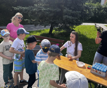 Aktuality / Furčianska olympiáda základnými školami nekončila. Športový deň potešil aj najmenších - foto Aktuality / Furčianska olympiáda základnými školami nekončila. Športový deň potešil aj najmenších - foto