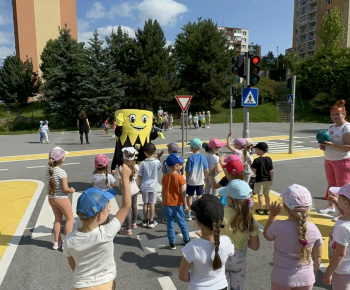 Aktuality / Furčianska olympiáda základnými školami nekončila. Športový deň potešil aj najmenších - foto