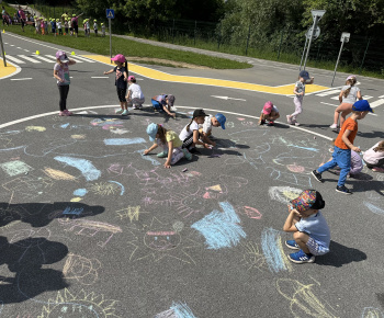 Aktuality / Furčianska olympiáda základnými školami nekončila. Športový deň potešil aj najmenších - foto Aktuality / Furčianska olympiáda základnými školami nekončila. Športový deň potešil aj najmenších - foto