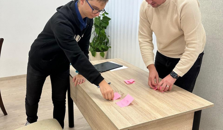 2. fotografia fotogalérie Aktuality / Mládežnícky parlament mestskej časti Košice–Dargovských hrdinov má nové vedenie - foto