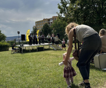 Aktuality / Koncert pre Furčanov spojil tradície, folklór aj modernú hudbu - foto Aktuality / Koncert pre Furčanov spojil tradície, folklór aj modernú hudbu - foto