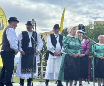 Aktuality / Koncert pre Furčanov spojil tradície, folklór aj modernú hudbu - foto