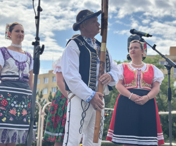 Aktuality / Koncert pre Furčanov spojil tradície, folklór aj modernú hudbu - foto