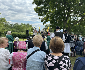 Aktuality / Koncert pre Furčanov spojil tradície, folklór aj modernú hudbu - foto Aktuality / Koncert pre Furčanov spojil tradície, folklór aj modernú hudbu - foto