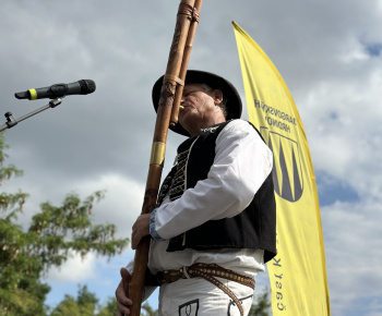 Aktuality / Koncert pre Furčanov spojil tradície, folklór aj modernú hudbu - foto Aktuality / Koncert pre Furčanov spojil tradície, folklór aj modernú hudbu - foto