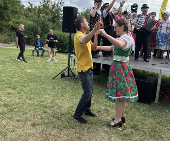 Aktuality / Koncert pre Furčanov spojil tradície, folklór aj modernú hudbu - foto