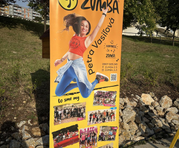 Aktuality / Na Furči to v sobotu žilo hudbou aj tancom pod holým nebom - foto