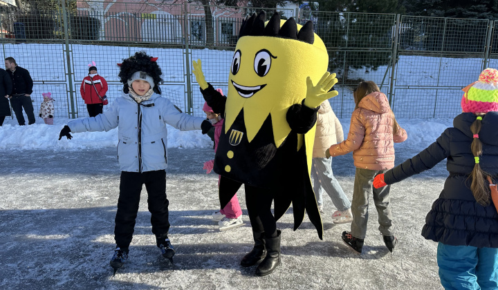 12. fotografia fotogalérie Aktuality / Furčiansky karneval na ľade sa vydaril - foto