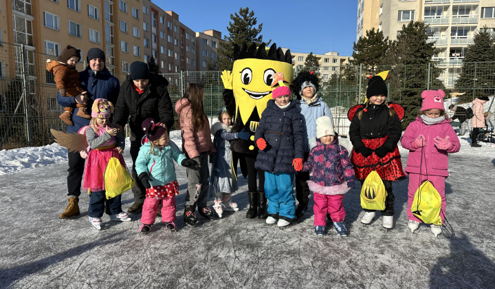 19. fotografia fotogalérie Aktuality / Furčiansky karneval na ľade sa vydaril - foto