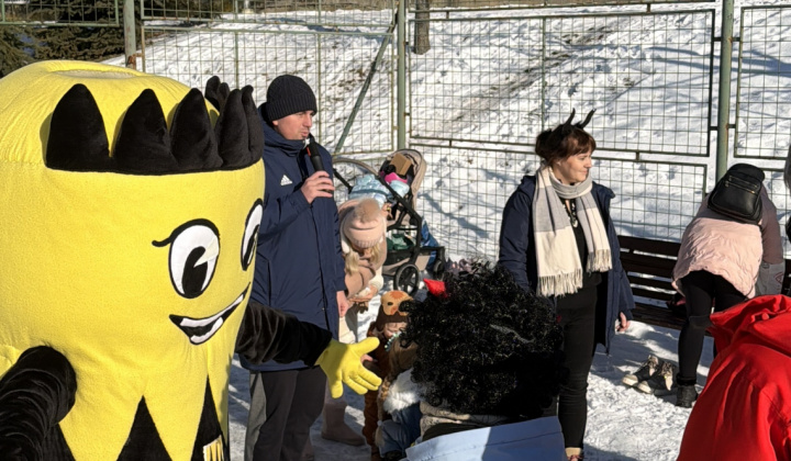 22. fotografia fotogalérie Aktuality / Furčiansky karneval na ľade sa vydaril - foto