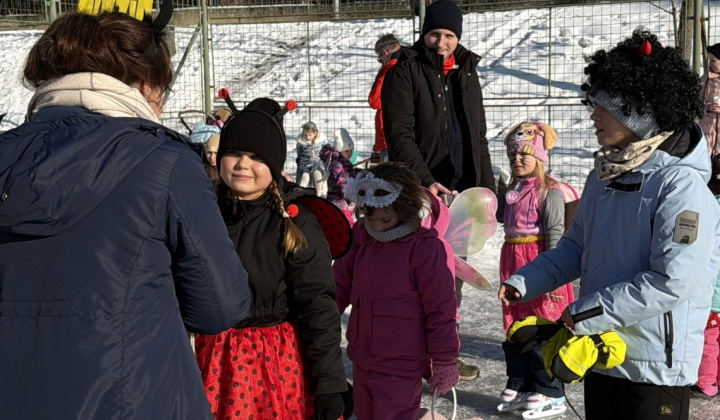 25. fotografia fotogalérie Aktuality / Furčiansky karneval na ľade sa vydaril - foto