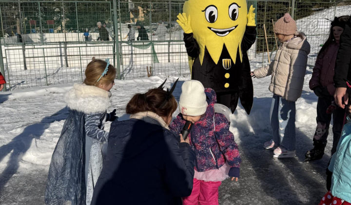 31. fotografia fotogalérie Aktuality / Furčiansky karneval na ľade sa vydaril - foto