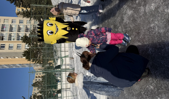 32. fotografia fotogalérie Aktuality / Furčiansky karneval na ľade sa vydaril - foto