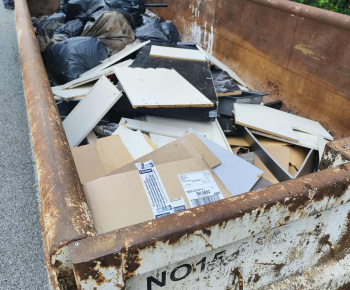 Aktuality / Ďalšie zlikvidované nelegálne miesto na Furči - foto Aktuality / Ďalšie zlikvidované nelegálne miesto na Furči - foto