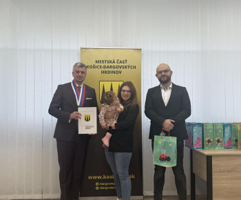 Aktuality / Najmilšia tradícia Furče: Slávnostné uvítanie detí do života - foto