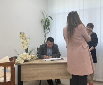 Aktuality / Najmilšia tradícia Furče: Slávnostné uvítanie detí do života - foto